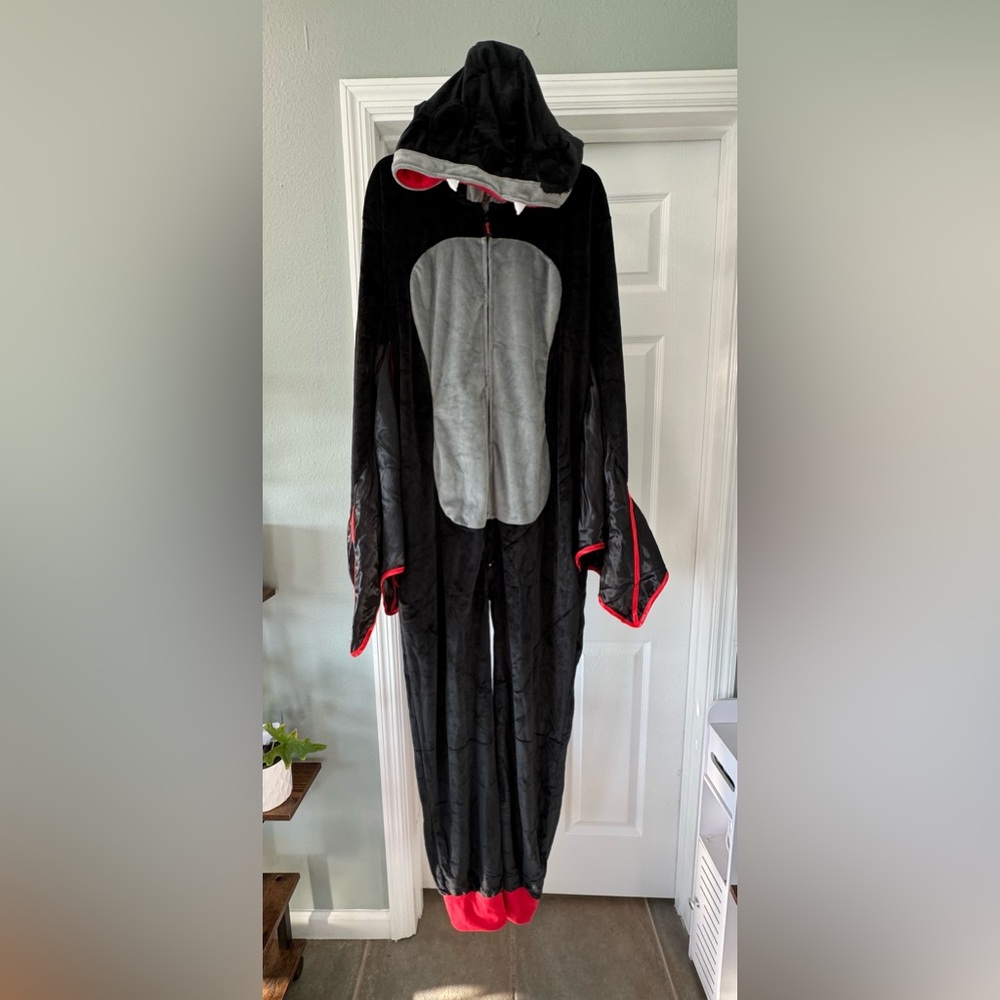 Tipsy Elves Unisex Bat Costume NWOT Size Medium